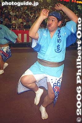 Tokushima Awa Odori is also called the "Fool's Dance"
Keywords: tokushima awa odori dance matsuri8