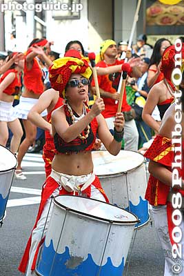 Cool drummer
Keywords: tokyo taito-ku ward asakusa samba festival matsuri sexy woman women girls dancers