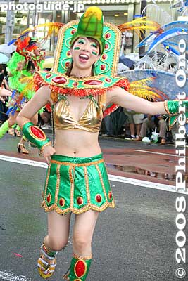 Keywords: tokyo taito-ku ward asakusa samba carnival festival matsuri sexy woman women girls dancers