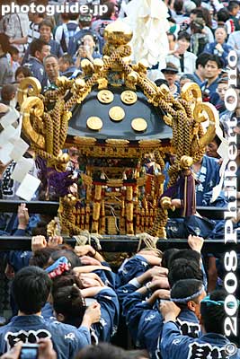 Keywords: tokyo taito-ku asakusa sanja matsuri festival sensoji mikoshi portable shrine crowd