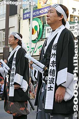 This story of loyalty soon becomes a timeless classic known as "Chushingura." 義士の討ち入り
Keywords: tokyo taito-ku asakusa jidai matsuri festival historical period