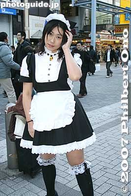 The maid costume is all the rage in Japan, for several years now.
Keywords: tokyo chiyoda-ku ward akihabara electronics shops stores shopping train station woman women girls maid cosplayers