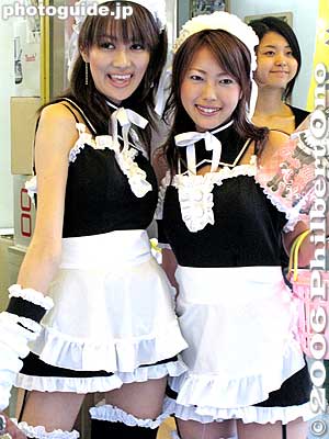 Maids attract much attention so they are used as living billboards for stores and whatever needs to be advertised in Akihabara.
Keywords: tokyo chiyoda-ku ward akihabara electronics shops stores shopping train station woman women girls maid cosplayers