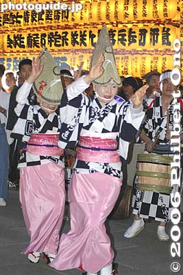 Keywords: tokyo chiyoda-ku yasukuni shrine jinja mitama matsuri festival obon lantern