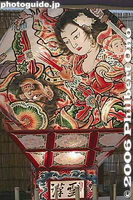 Neputa is from Hirosaki, Aomori Pref.
Keywords: tokyo chiyoda-ku yasukuni shrine jinja mitama matsuri festival obon lantern