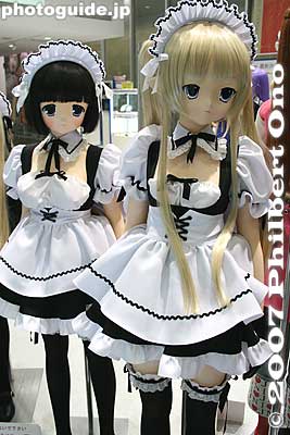 Welcome!
Keywords: tokyo chiyoda-ku ward akihabara anime manga comics dolls mannequins maid costumes woman girls women