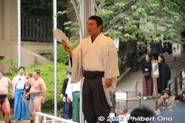 Calling the wrestler.
Keywords: tokyo Chiyoda-ku Yasukuni Shrine sumo