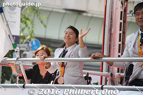 Yui Kamiji, bronze medalist in women's single wheelchair tennis. 上地結衣
Keywords: tokyo chuo ginza nihonbashi Rio Olympic Paralympic medalists parade