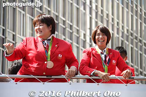 On the left is Kanae Yamabe, judo bronze medalist in women's 78+ kg.
Keywords: tokyo chuo ginza nihonbashi Rio Olympic Paralympic medalists parade japansports