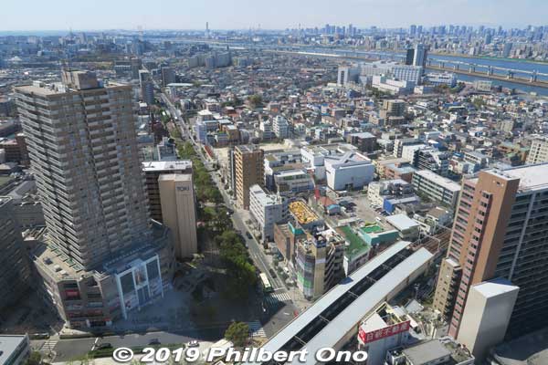 The straight road is Funabori Green Road that goes to Shinkawa River.
Keywords: tokyo edogawa-ku funabori tower