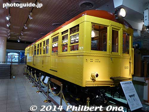 Japan's first subway car used between Ueno and Asakusa. The forerunner of the Ginza Line.
Keywords: tokyo edogawa-ku kasai subway metro museum railway train