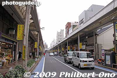 Shopping street near Koiwa Station.
Keywords: tokyo edogawa-ku koiwa 