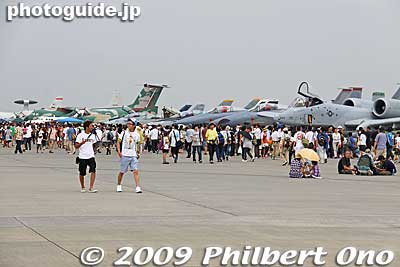 On the right side, were mostly fighter planes.
Keywords: tokyo fussa yokota united states usa air base force military japanese-american japan america friendship festival airplanes jets aircraft 