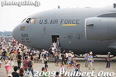 C-17 Globemaster III has only one opening (in the rear) for loading/unloading cargo.
Keywords: tokyo fussa yokota united states usa air base force military japanese-american japan america friendship festival airplanes jets aircraft 