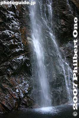 Hossawa Falls
Keywords: tokyo hinohara-mura village hossawa waterfall japanriver