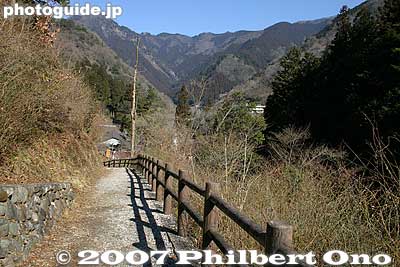 Trail back to the entrance
Keywords: tokyo hinohara-mura village hossawa waterfall