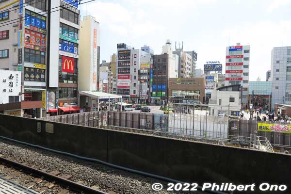 JR Shin-Koiwa Station south side as seen from the platform. 
Keywords: tokyo katsushika shin-koiwa