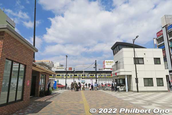 JR Shin-Koiwa Station south entrance straight ahead. Koban police box on the right. A new station building will soon appear.
Keywords: tokyo katsushika shin-koiwa