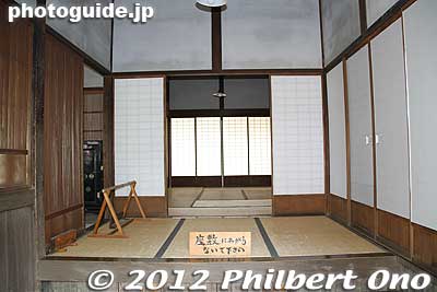 A back room of the old post office. 旧小平小川郵便局舎
Keywords: tokyo kodaira green road Kodaira Furusato-mura Village post office