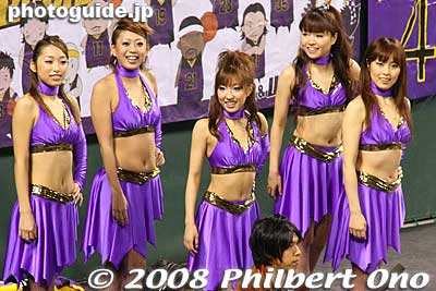Tokyo Apache Dance Team
Keywords: tokyo koto-ku ward ariake Colosseum Coliseum pro basketball game tokyo apache cheerleaders dance team women girls 