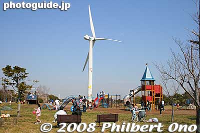 Windmill at Wakasu Park.
Keywords: tokyo koto-ku wakasu park windmill