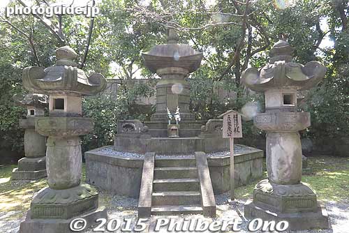Grave of Shogun Tokugawa Iemochi 十四代家茂【昭徳院殿（しょうとくいんでん）】
Keywords: minato-ku tokyo zojoji jodo-shu Buddhist temple tokugawa shogun graves Mausoleum