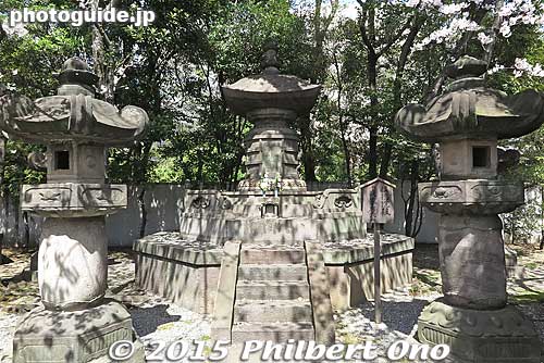 Tomb of Shogun Tokugawa Ieyoshi 十二代家慶　【慎徳院殿（しんとくいんでん）】
Keywords: minato-ku tokyo zojoji jodo-shu Buddhist temple tokugawa shogun graves Mausoleum