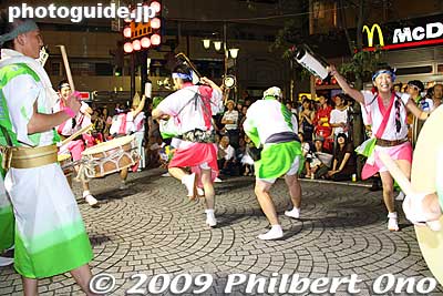 Keywords: tokyo mitaka awa odori dancers matsuri festival 