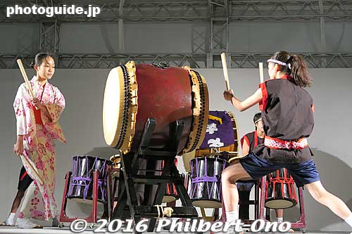 First time to see a taiko drummer in yukata.
Keywords: tokyo musashi-murayama dedara matsuri festival