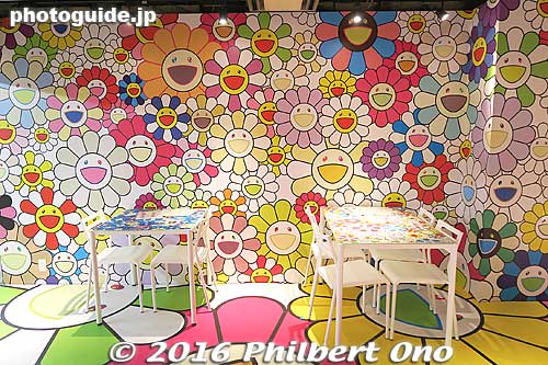 Cafe decorated by Takashi Murakami. 
Keywords: tokyo nakano-ku Broadway Takashi Murakami