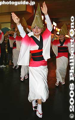 Nakamurabashi Awa Odori dancer
Keywords: tokyo nerima-ku nakamurabashi awa odori dance matsuribijin festival dancers women kimono