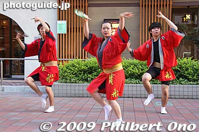 Also see [url=http://www.youtube.com/watch?v=4PRIWAQftok]my YouTube video here.[/url]
Keywords: tokyo nerima-ku nakamurabashi awa odori dance matsuri festival dancers women 