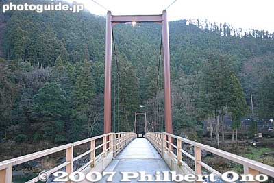 Suspension bridge
Keywords: tokyo ome mitake gorge tama river