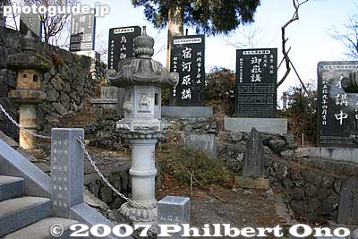 Lots of stone monuments (not gravestones)
Keywords: tokyo ome mitakesan mt. mitake mountain hike hiking