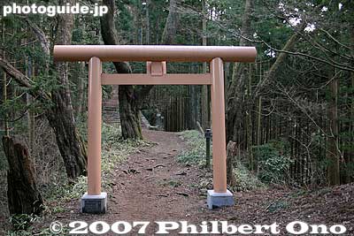 Keywords: tokyo ome mitakesan mt. mitake mountain hike hiking torii