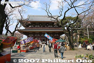 Niomon Gate 仁王門（三門）
Keywords: tokyo ota-ku ikegami honmonji temple buddhist nichiren