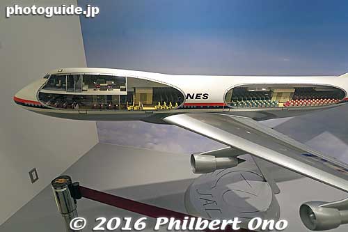Model of JAL Boeing 747.
Keywords: tokyo ota-ku haneda airport JAL maintenance facility planes boeing jets hangar tour museum japan airlines