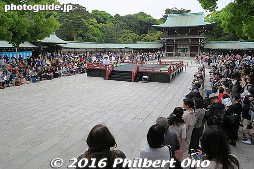 Sacred dances performed on stage at Meiji Shrine for their spring festival.
Keywords: tokyo shibuya-ku meiji shrine shinto