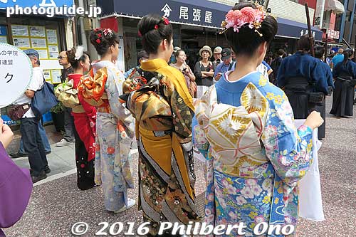 Students from a kimono school.
Keywords: tokyo shinagawa shukuba matsuri festival costume edo period tokaido