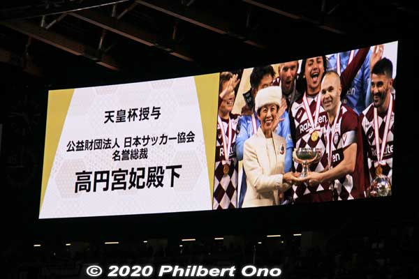 Princess Takamado during the Awards ceremony.
Keywords: tokyo shinjuku olympic national stadium soccer football