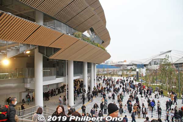It was the first time the stadium saw this many people.
Keywords: tokyo shinjuku olympic national stadium