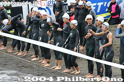 Women at the starting line for triathlon
Keywords: tokyo minato-ku odaiba triathlon swimming cycling marathon japansports