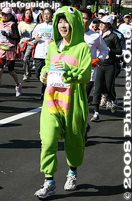 What is she?
Keywords: tokyo marathon runners race costume players cosplayers
