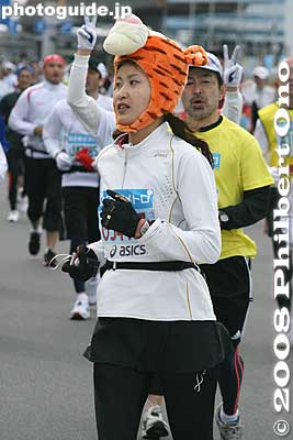Tiger head
Keywords: tokyo marathon runners race costume players cosplayers