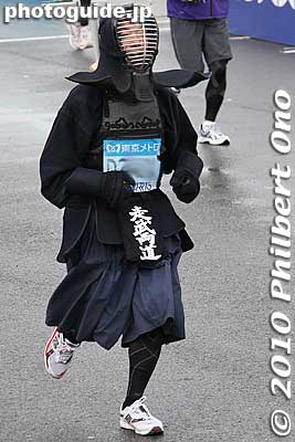 Kendo
Keywords: tokyo marathon 2010 costume players cosplayers 