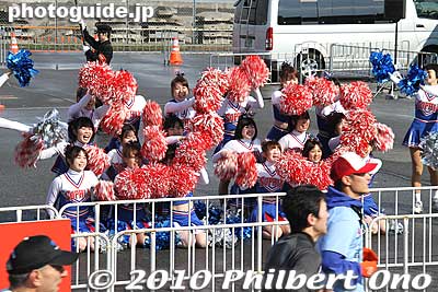thon
Keywords: tokyo marathon 2010 cheerleaders 