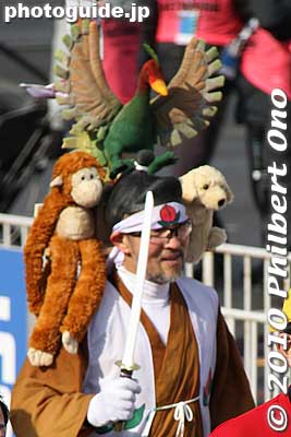 Momotaro
Keywords: tokyo marathon 2010 costume players cosplayers 