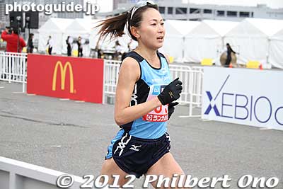 Eri Okubo came in 4th among the women.
Keywords: tokyo marathon runners 2012