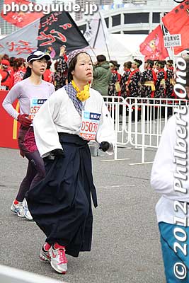 Keywords: tokyo marathon runners 2012 cosplayers costume