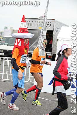 My favorite shot of both Tokyo Tower and Tokyo Sky Tree running together.
Keywords: tokyo marathon runners 2012 cosplayers costume